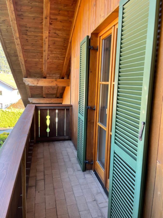 Dachgeschosswohnung Mit Traumhaftem Zugspitzblick Bei Garmisch Фархант Екстериор снимка